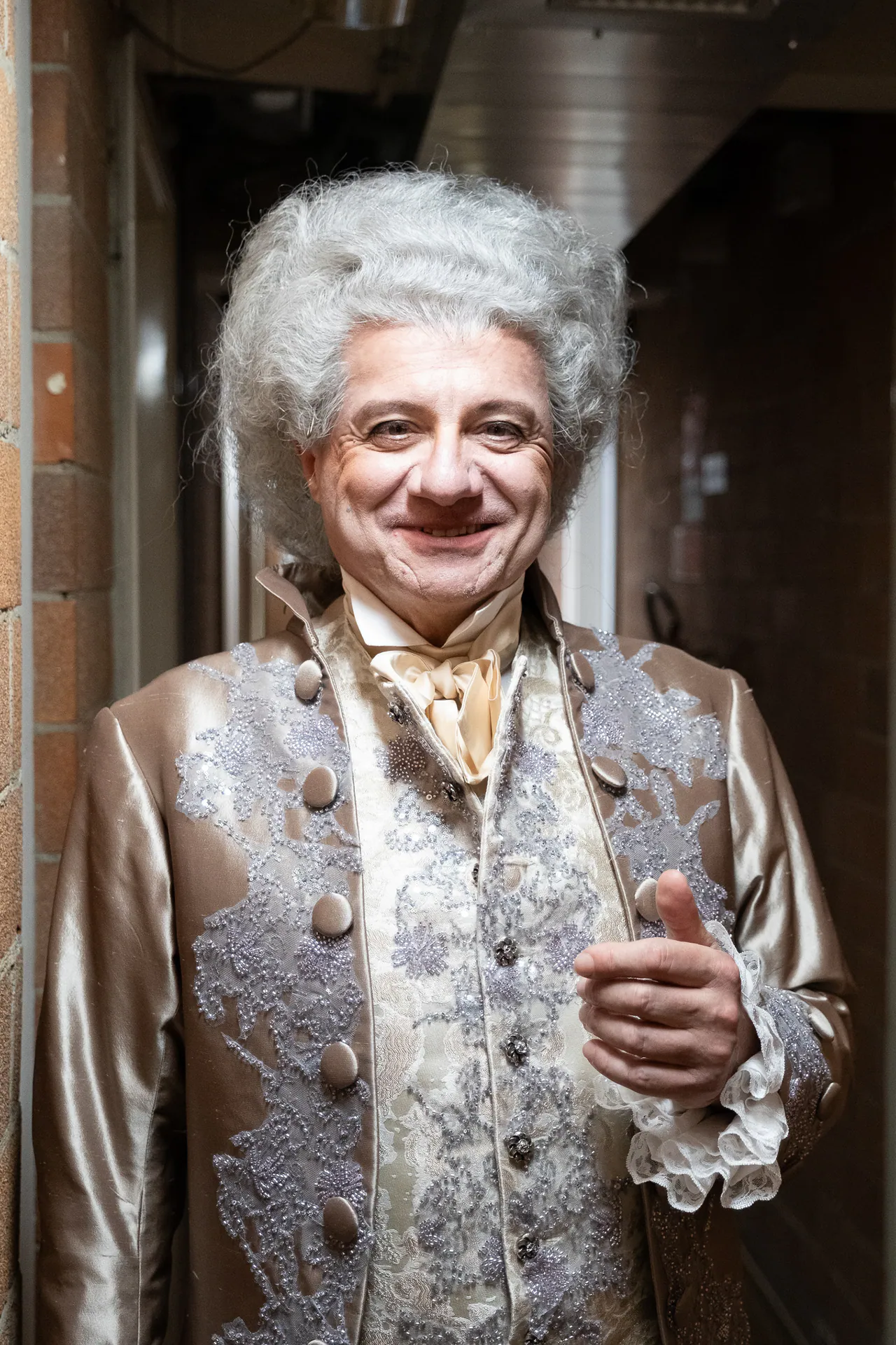 Andrea Chénier al Teatro Regio di Torino, ritratto di un interprete nel backstage, fotografia 13