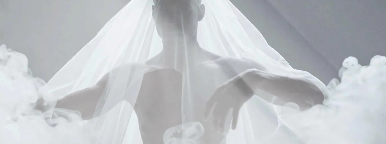 Backdrop frame: a white veil moving through clouds