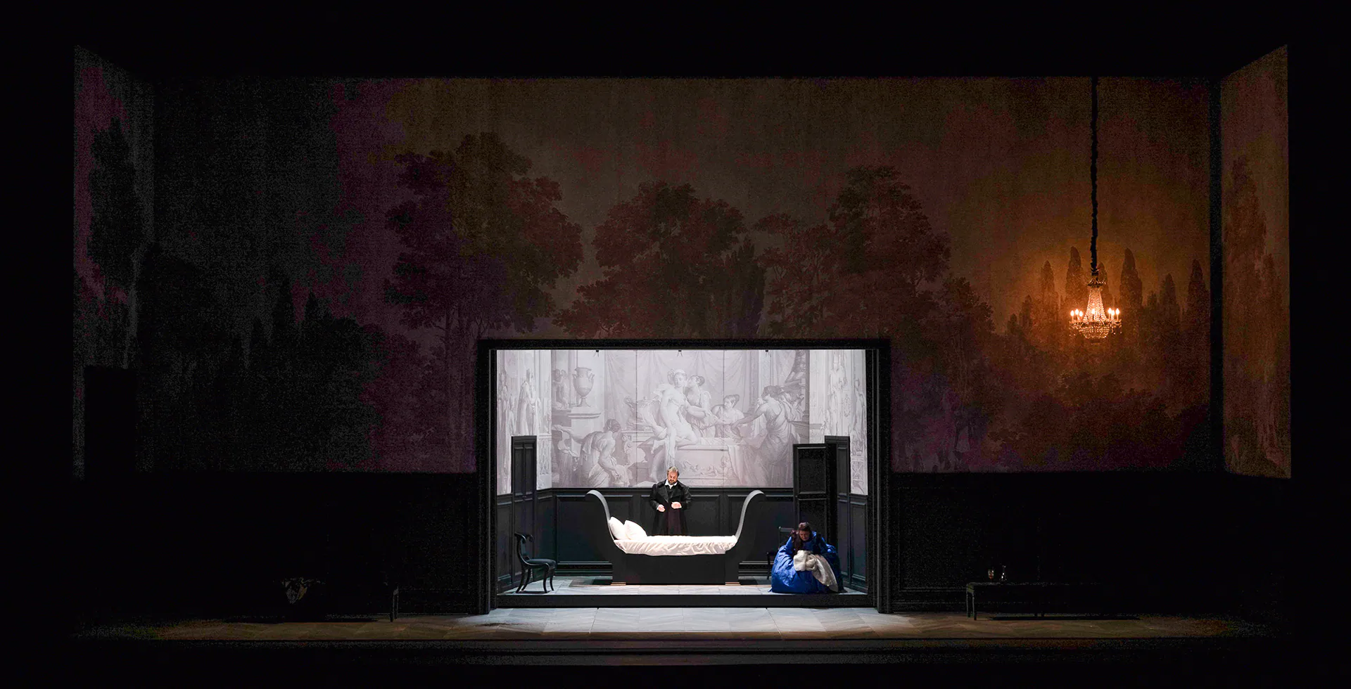 I puritani al Teatro Regio di Torino, in scena, fotografia 5