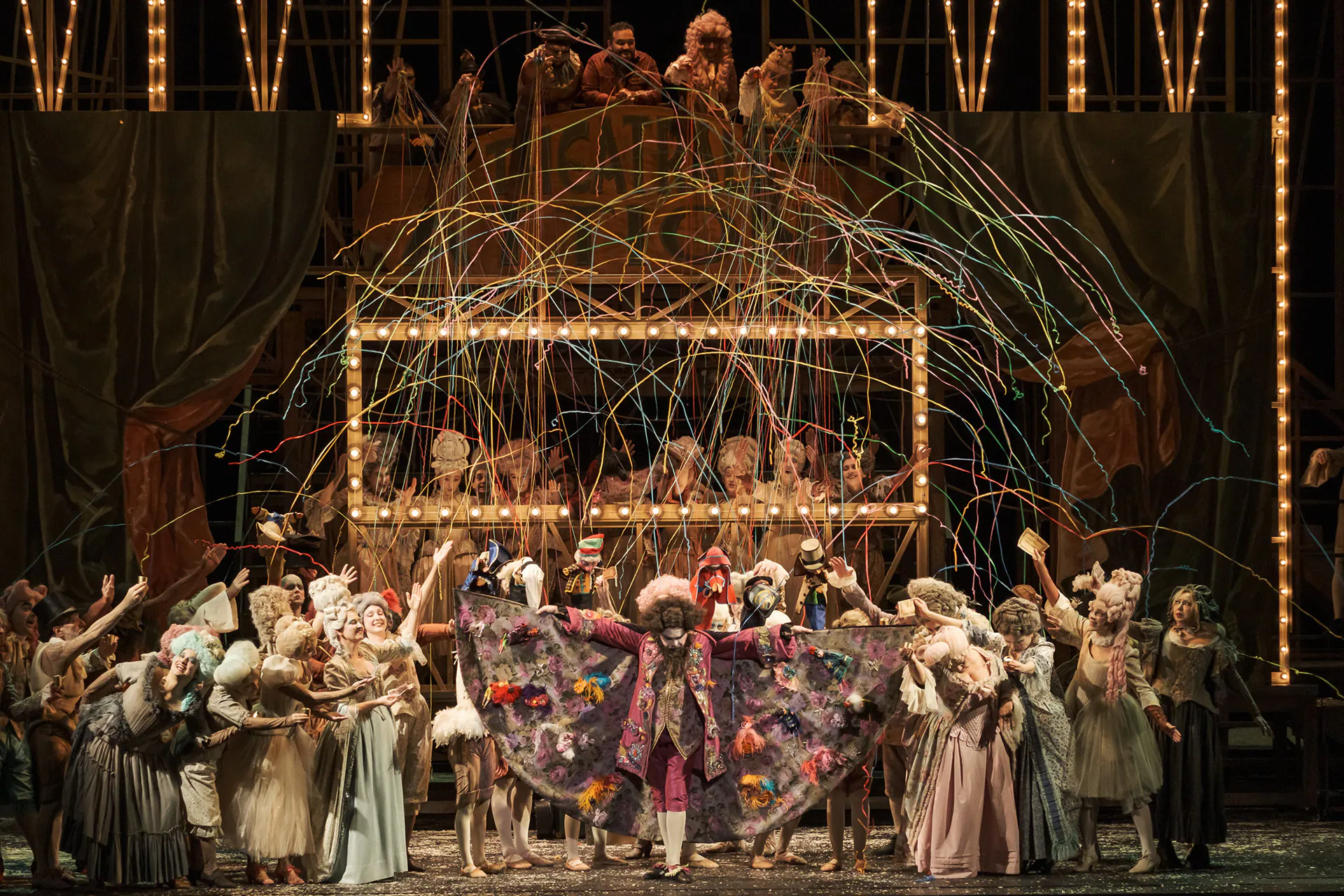 L’elisir d’amore al Teatro Regio di Torino, in scena, fotografia 10