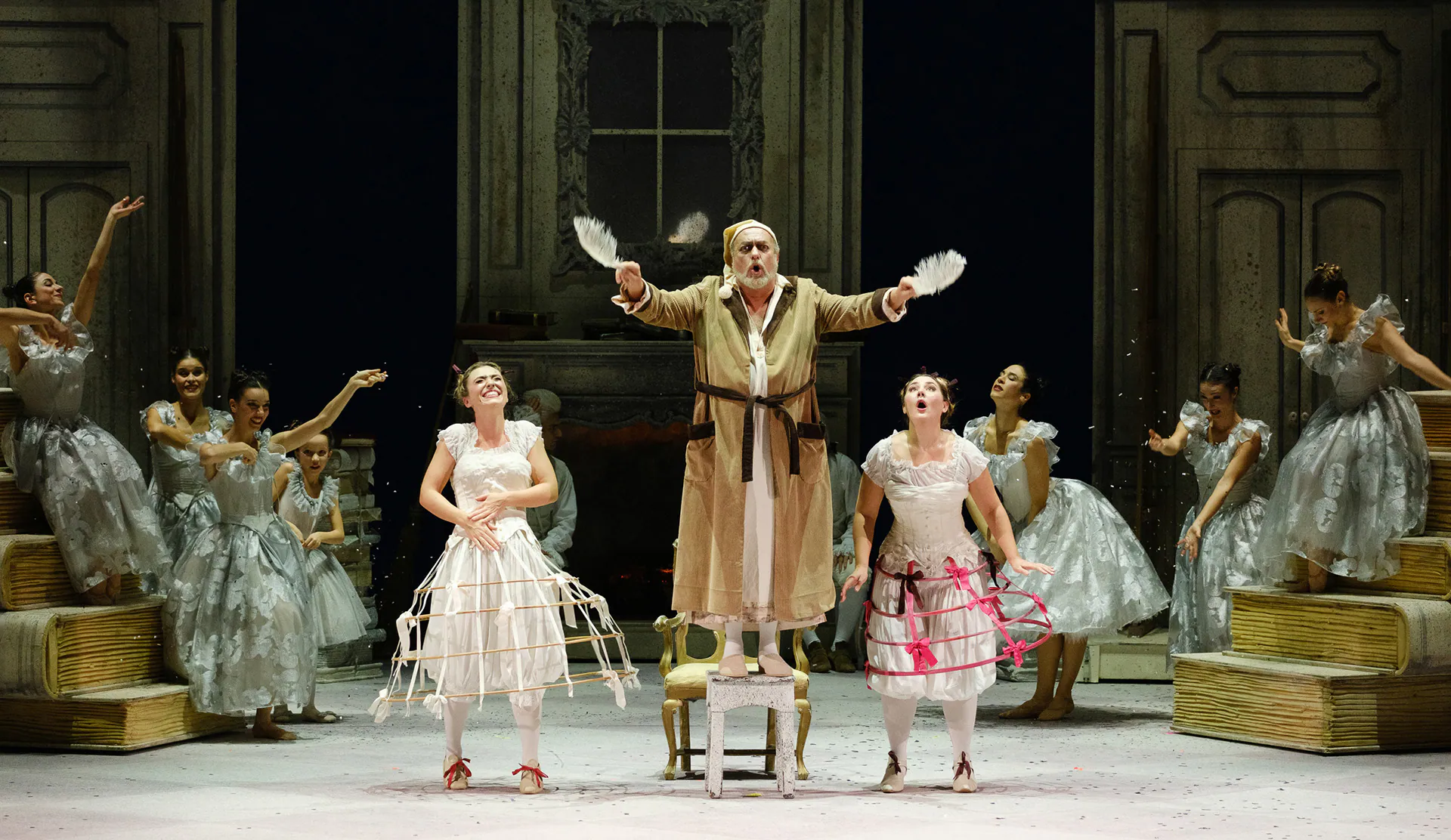 La Cenerentola al Teatro Regio di Torino, in scena, fotografia 4