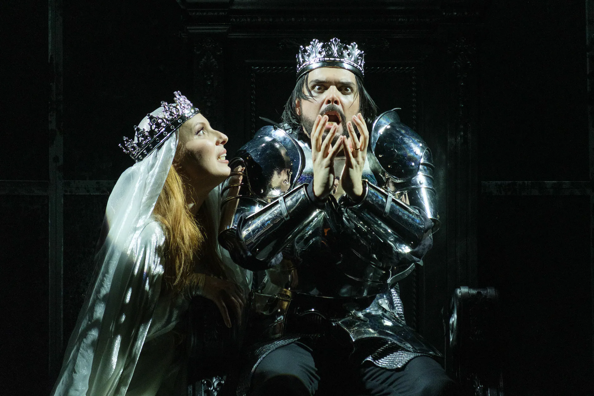 Macbeth e Lady Macbeth in scena al Teatro Regio di Torino, durante la prova generale