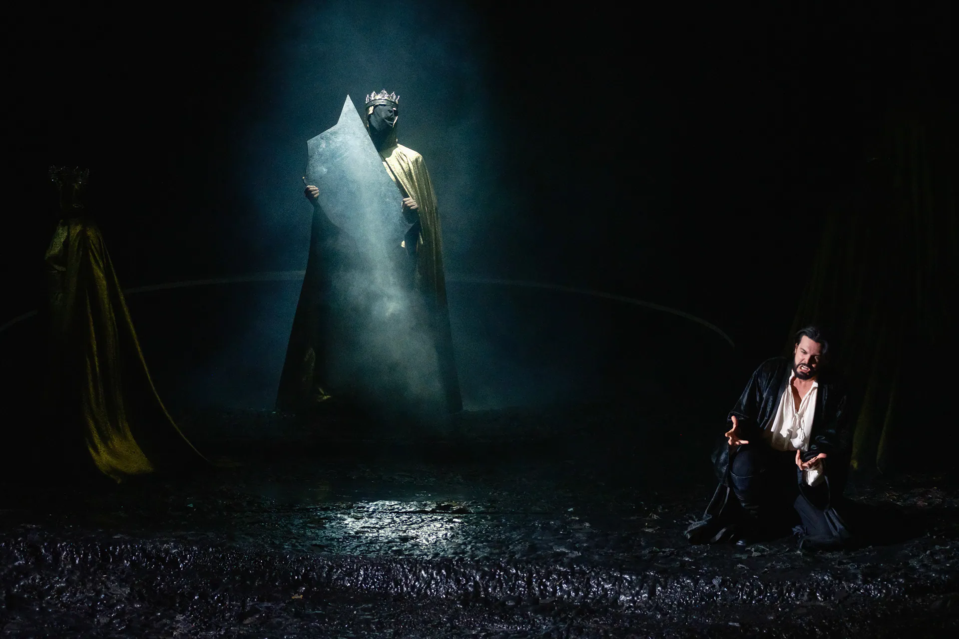 Macbeth, Teatro Regio di Torino: photograph 30 of 45
