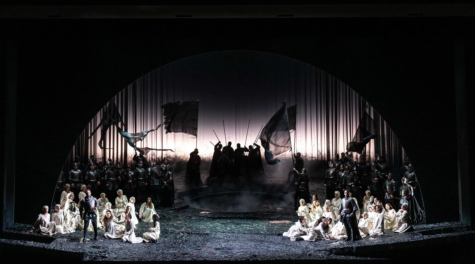 Macbeth, Teatro Regio di Torino: photograph 32 of 45