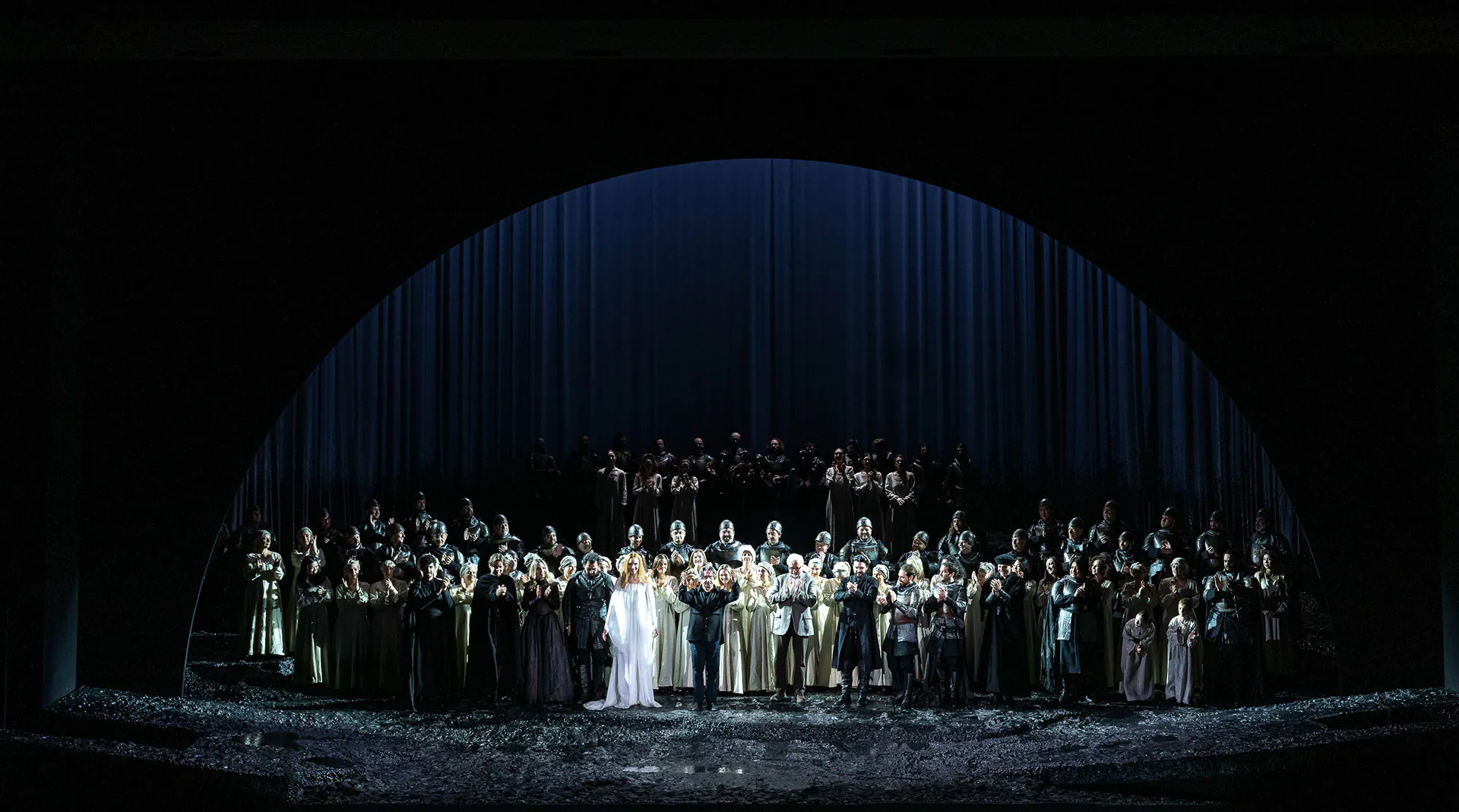 Macbeth, Teatro Regio di Torino: photograph 33 of 45