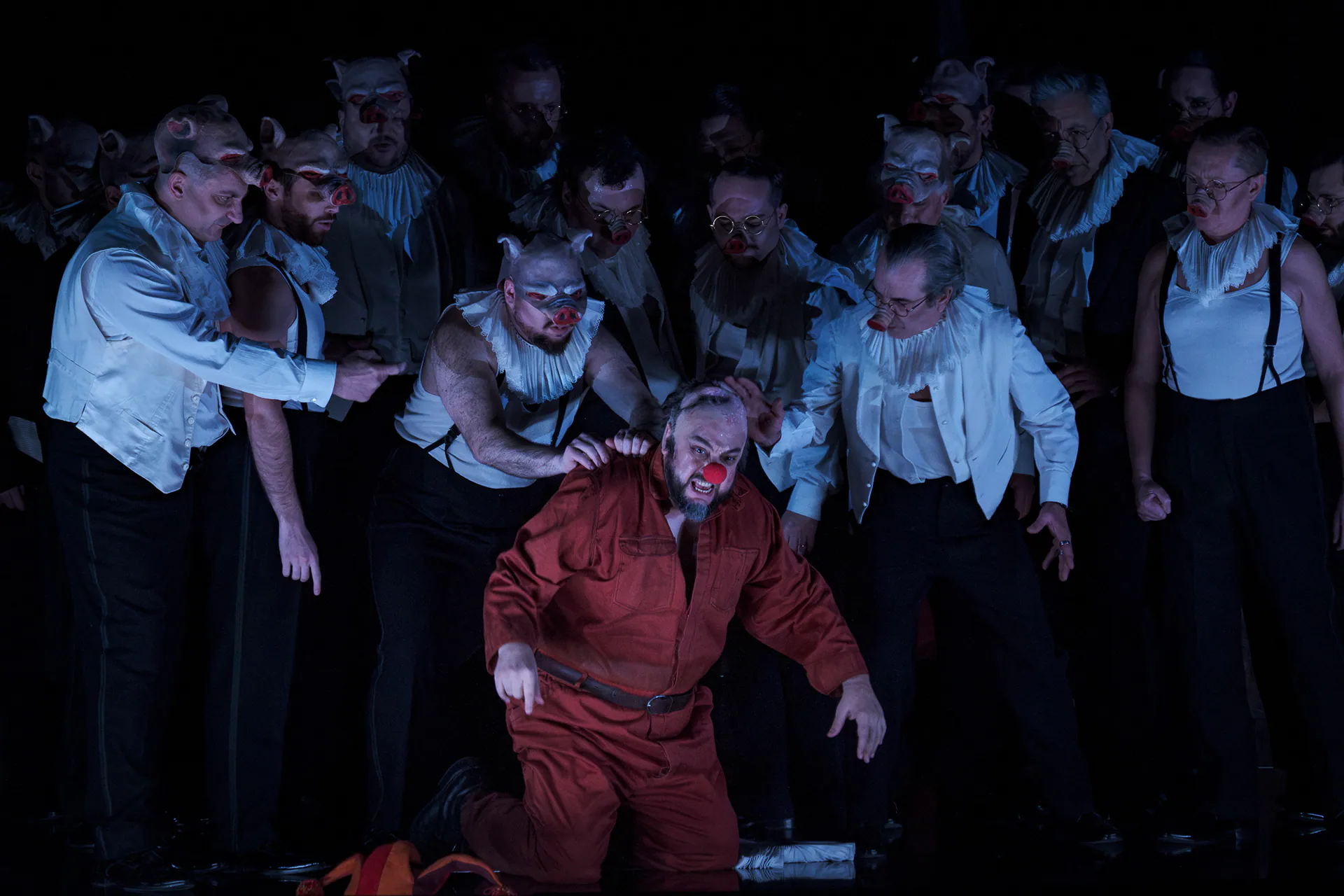 Rigoletto at Teatro Regio di Torino, on stage, photograph 3