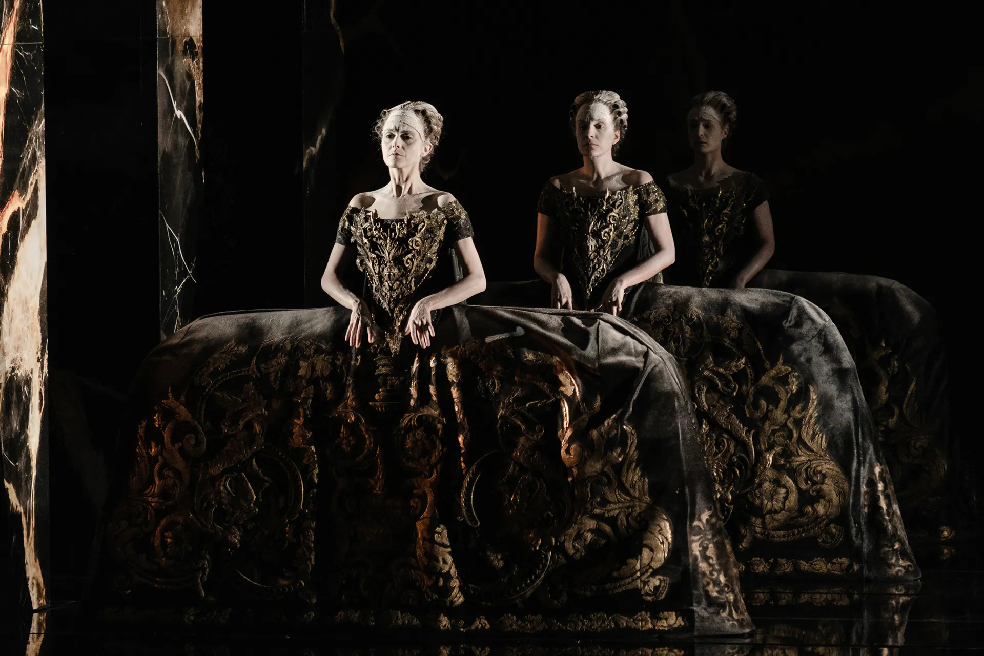 Tosca, Teatro Regio di Torino: photograph 12 of 19